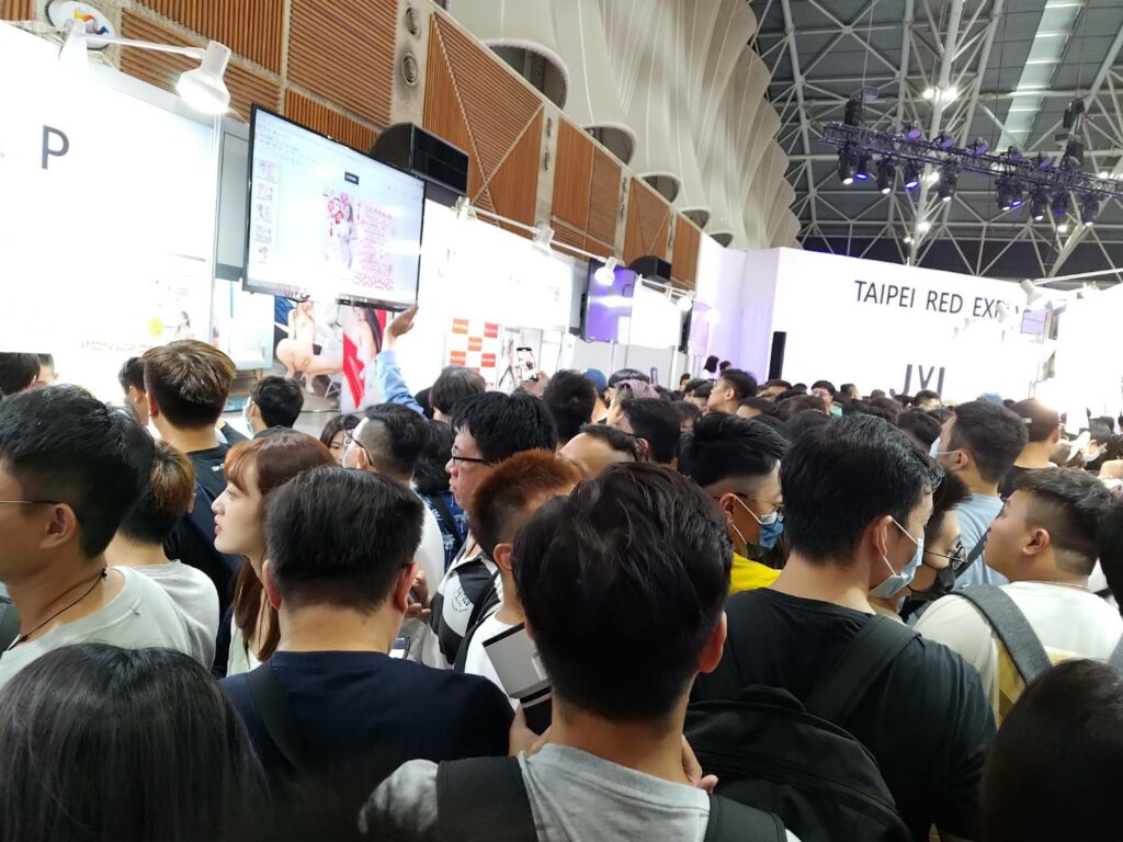 ３天１５萬人塞爆！網友分享《TRE 台北國際成人展》一日遊真實體驗！
