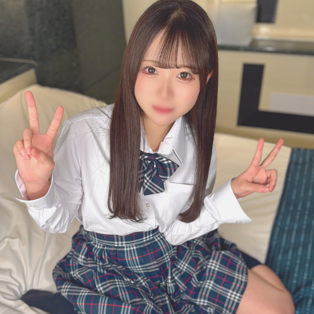 FC2-PPV-4566405 潮吹女子大生小春ちゃん作品圖片1