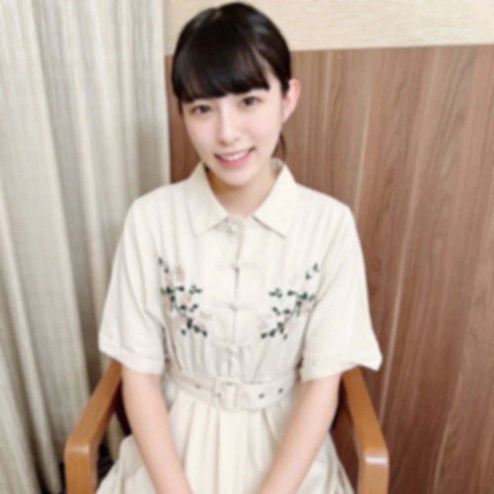 FC2-PPV-4588403 清純美女作品圖片1