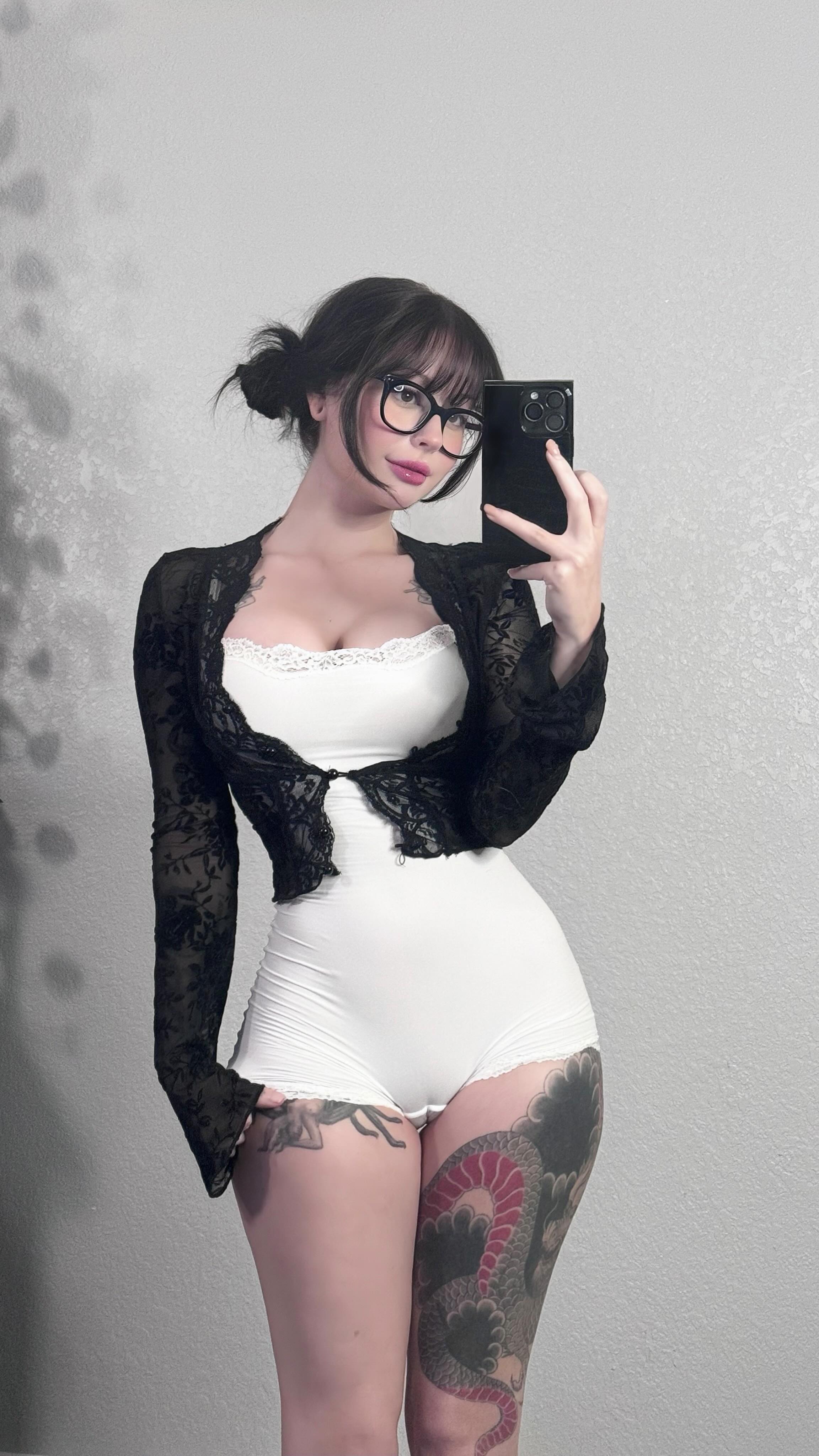 LolaYummy 的直播內容與粉絲人氣展示