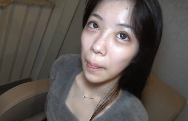 FC2 PPV 4649081 女主角床上反應與潮吹高潮