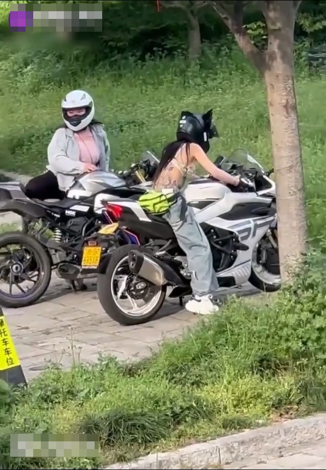 中國重機女神喵喵性愛影片流出事件