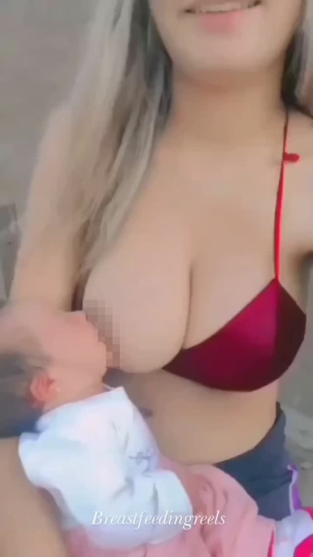 shilpa.mahii Instagram帳號分享年輕媽媽哺乳影像