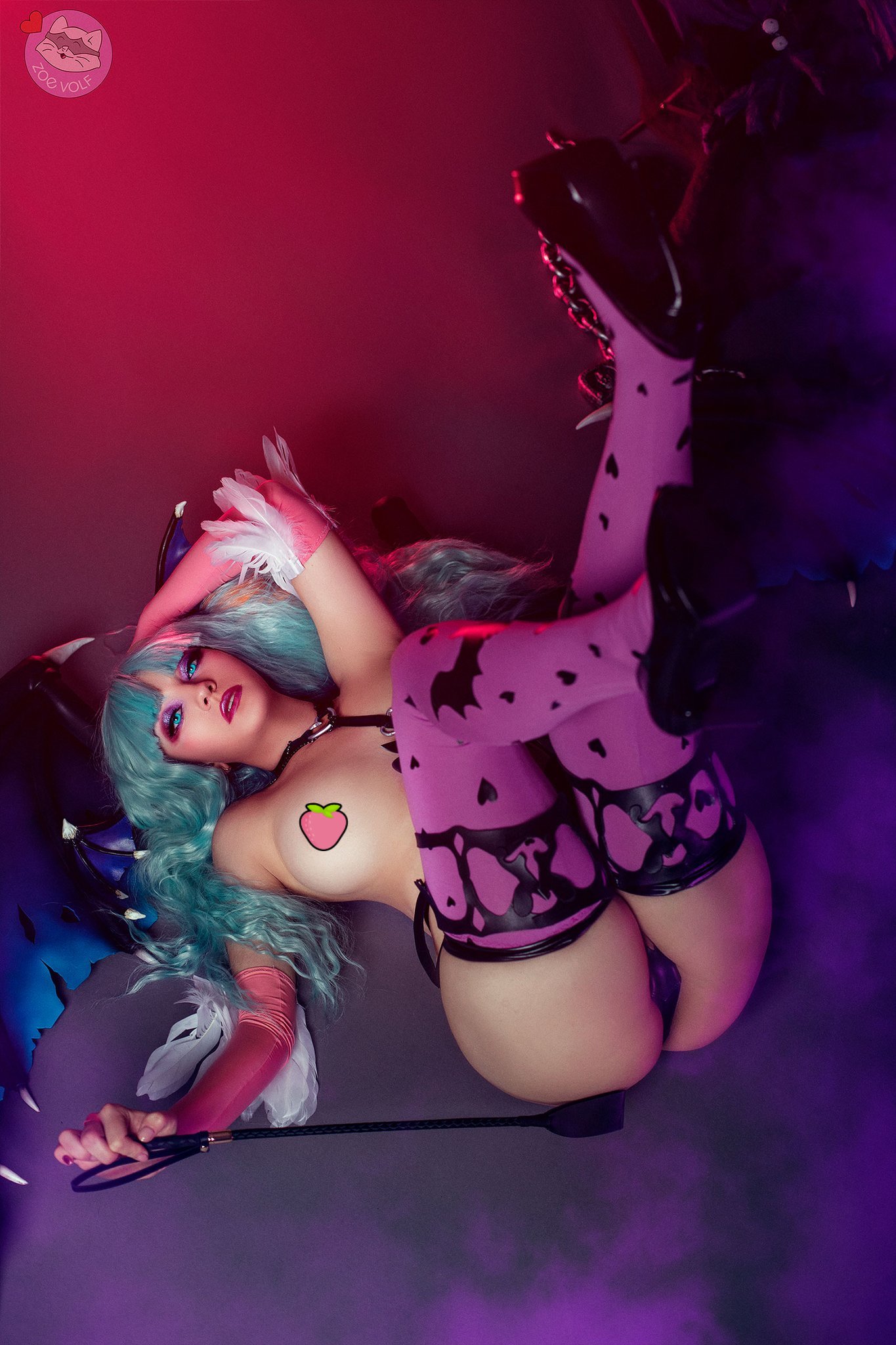 Zoe Volf 火辣服裝照片