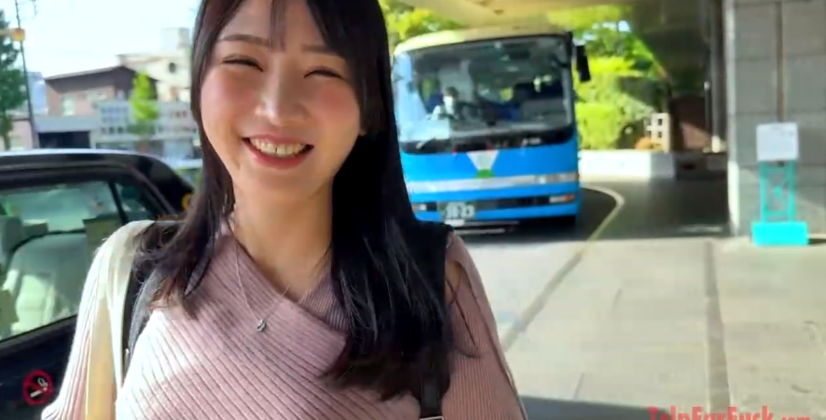素人正妹轉移陣地的準備畫面